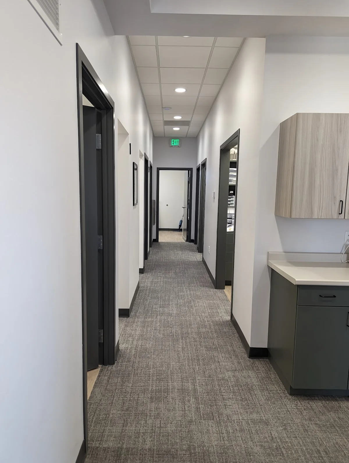 Roots Dental