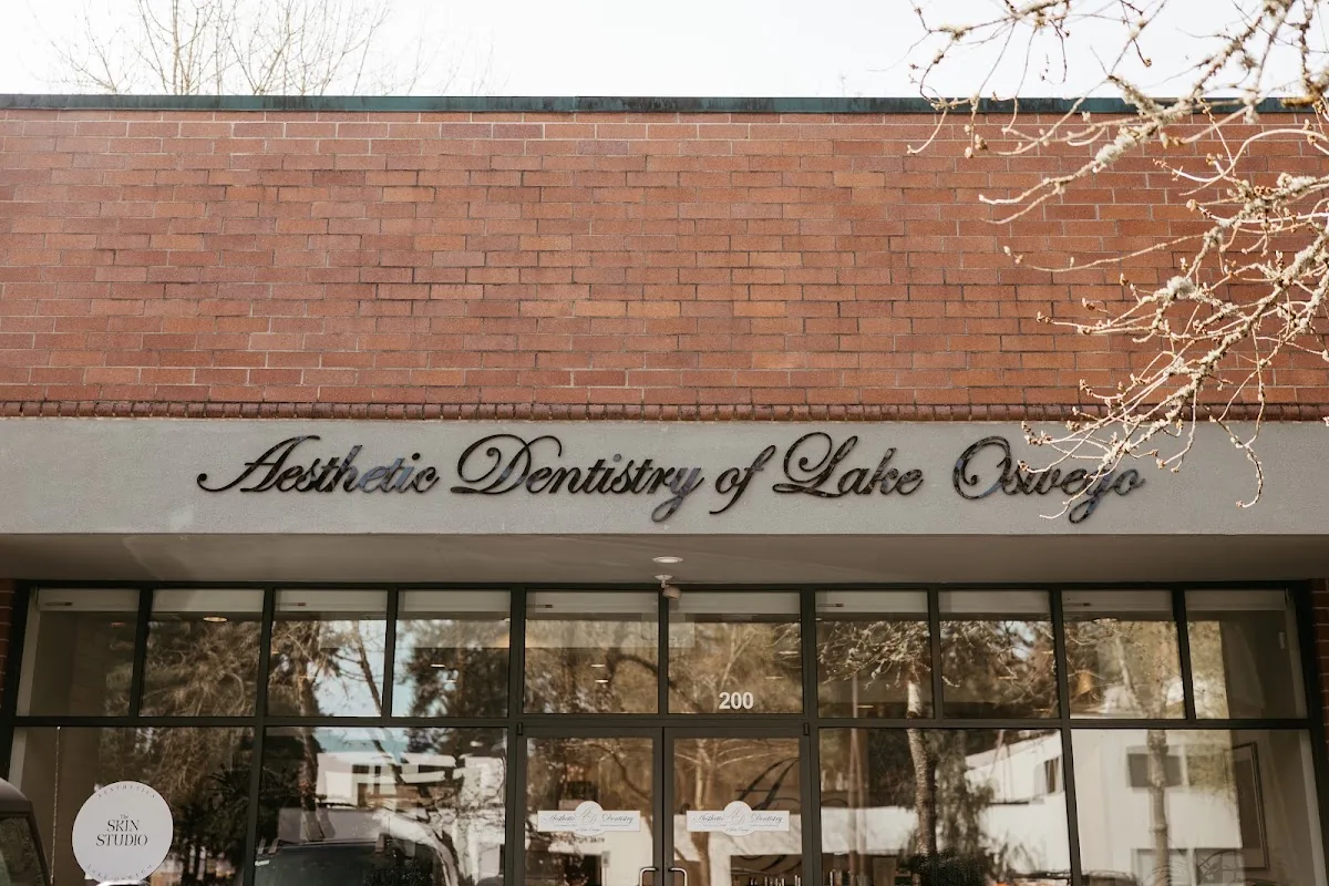 Aesthetic Dentistry of Lake Oswego