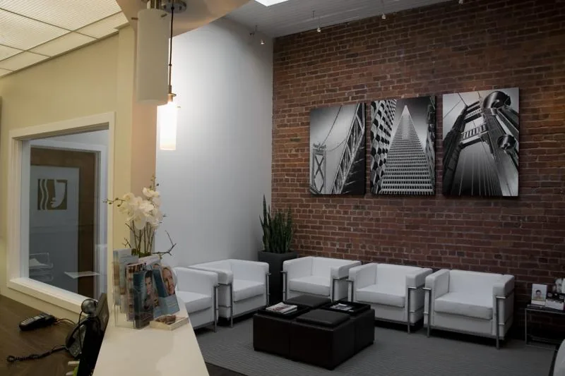 SF Dental Implants Center