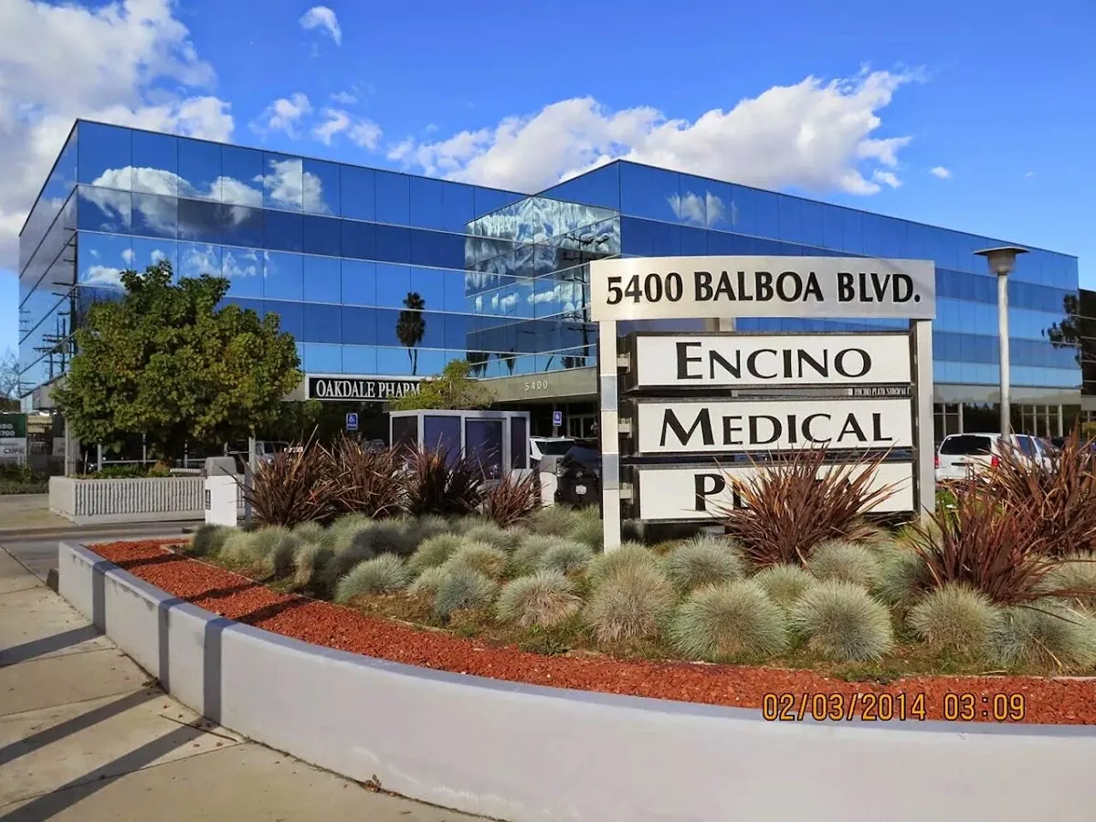 Encino Holistic Dentistry - Dr. Linda Makuta, DDS